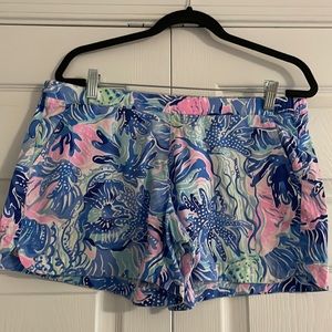 5 in Ocean View Lilly Pulitzer Shorts Size L